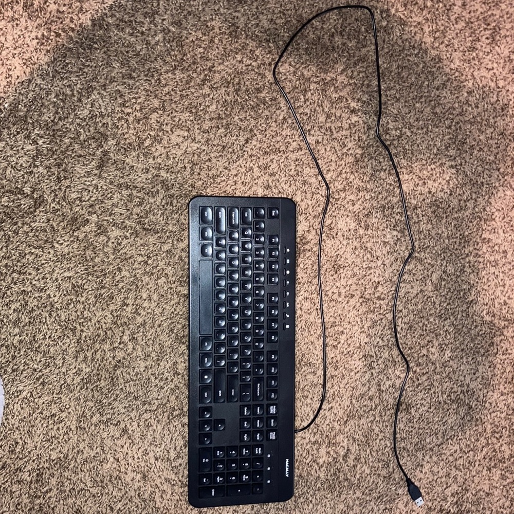 Keyboard (with wire USB port)